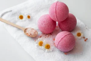 How to Make Your Own Scented Bath Bombs